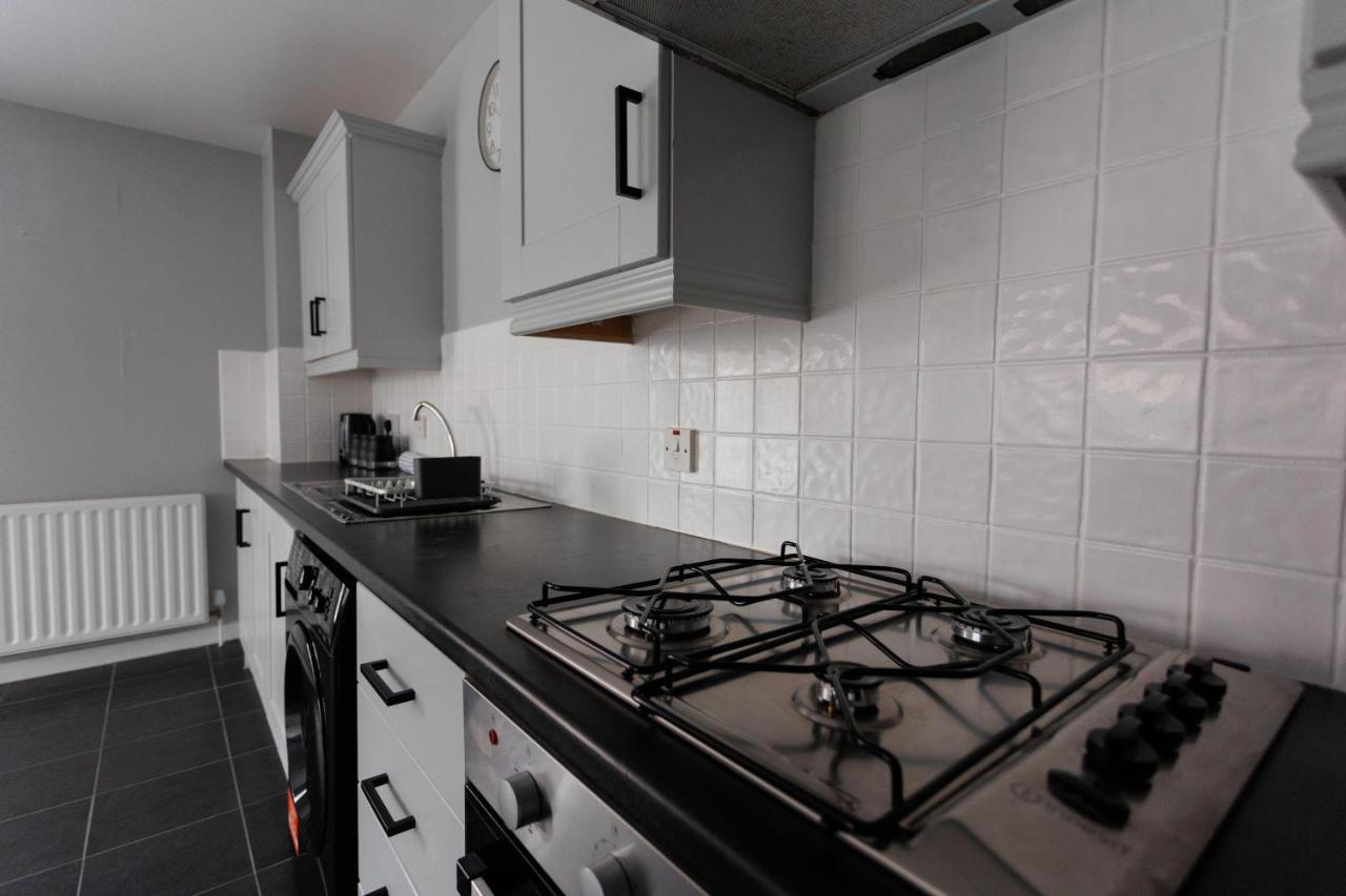 2 Bedroom Ground Floor Apartment Белфаст Екстер'єр фото
