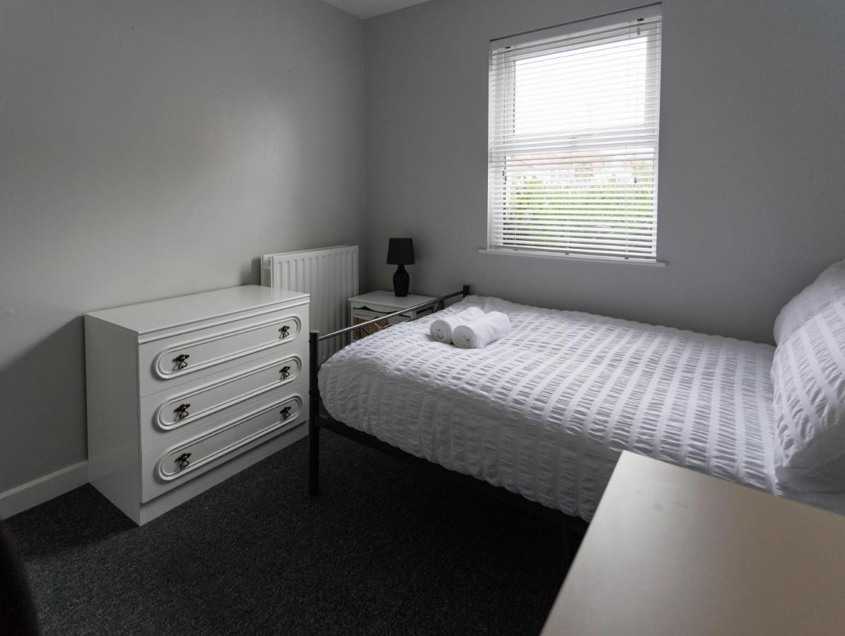 2 Bedroom Ground Floor Apartment Белфаст Екстер'єр фото