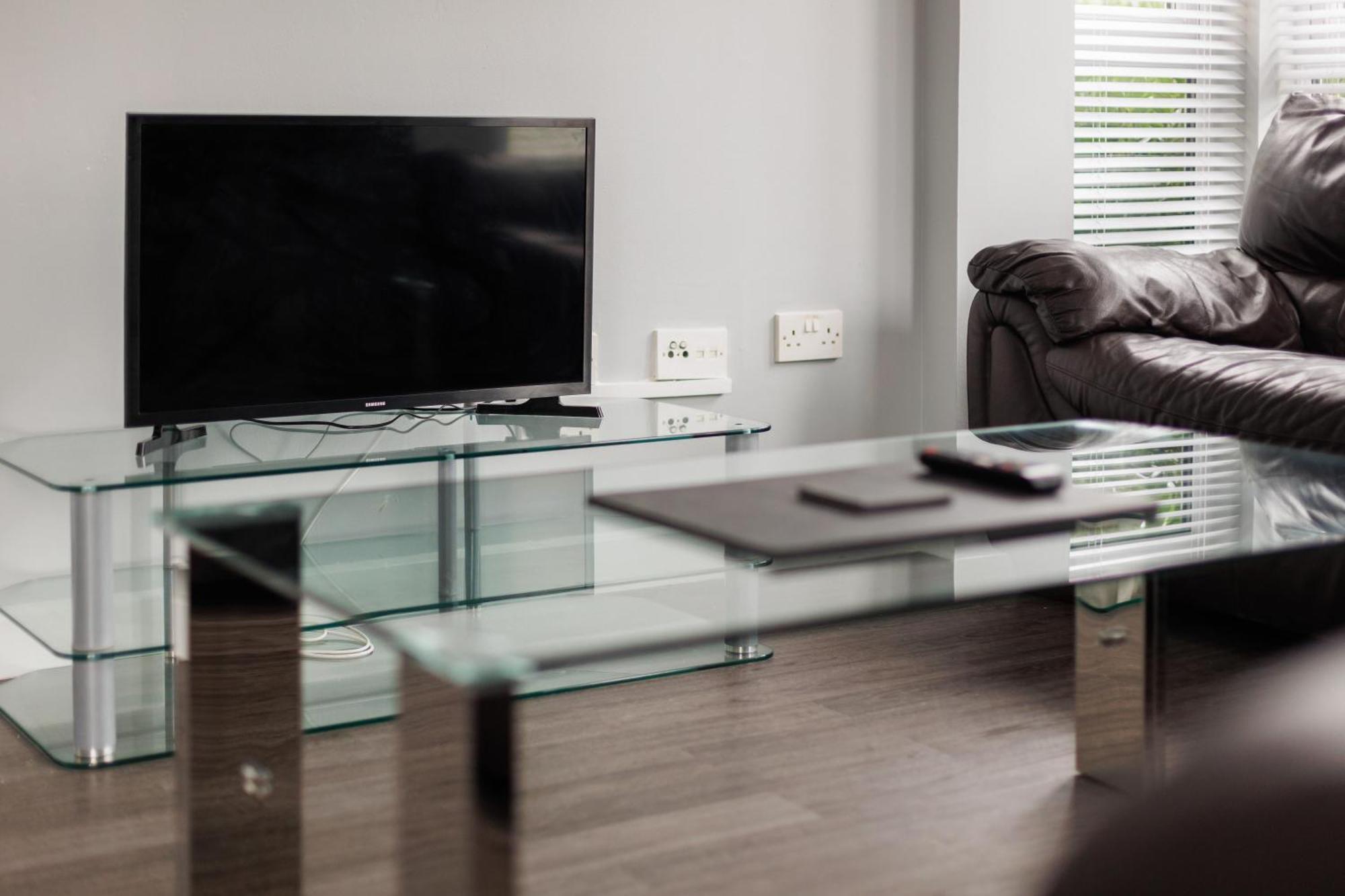 2 Bedroom Ground Floor Apartment Белфаст Екстер'єр фото